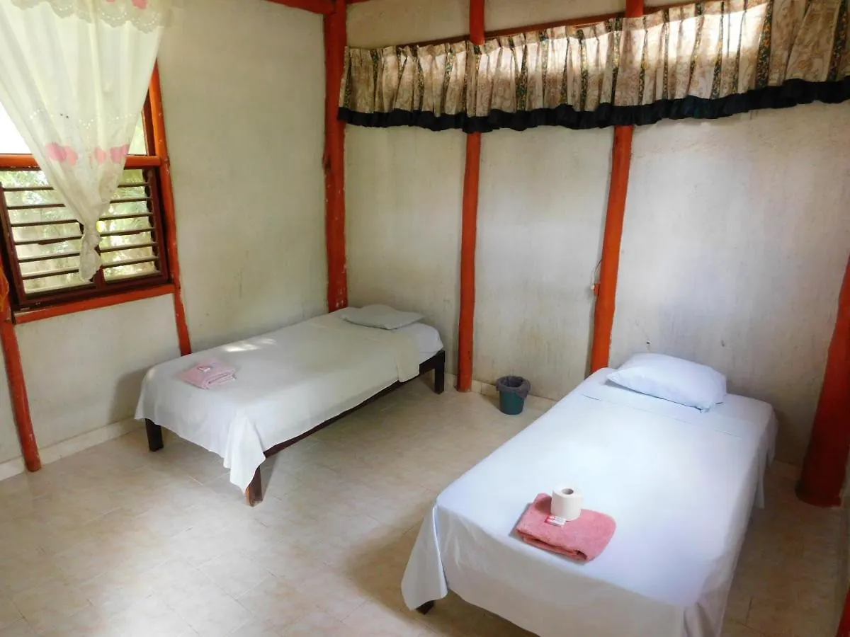 Centro Social Ecoturistico La Alberca Hotel Jose Maria Morelos