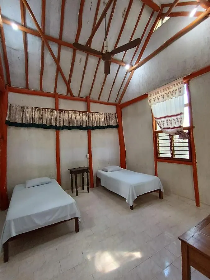 Centro Social Ecoturistico La Alberca Hotel Jose Maria Morelos